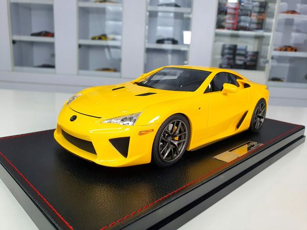 Xe Mô Hình Lexus LFA 2012 1:18 IVY Model (Vàng)