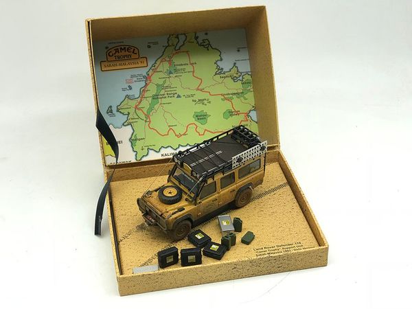 Xe Mô Hình Land Rover Defender 110 ''Camel Trophy'' 1993 1:43 Almost Real ( Vàng Bụi - 4 cửa )