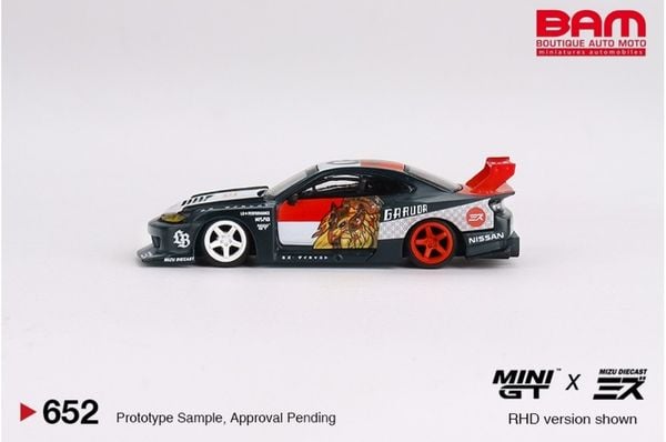 Xe mô hình LB-Super Silhouette Nissan SILVIA (S15)“GARUDA” 1:64 MiniGT (Đen Trắng Đỏ)