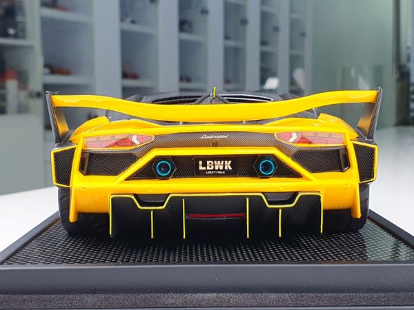 Xe mô hình Lamborghini Aventador 700GT EVO 1:18 LBWK (Metal Yellow)