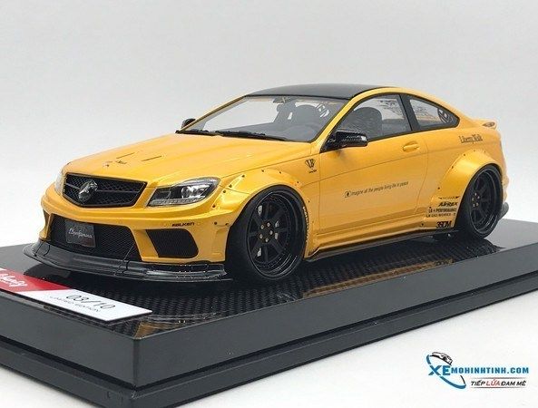 MERCEDES-BENZ C63 LIBERTY WALK VÀNG - ĐẾ CARBON