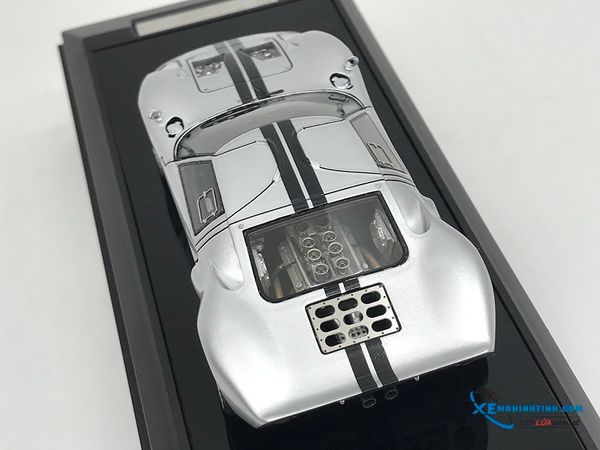 Xe Mô Hình FORD GT400 MK1 1:43 Dream Power ( Bạc )