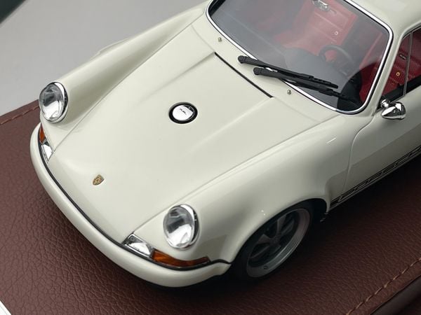 Xe Mô Hình Porsche 911 Coupe Limited 50psc 1:18 Singer DLS ( Trắng ) ( 23)