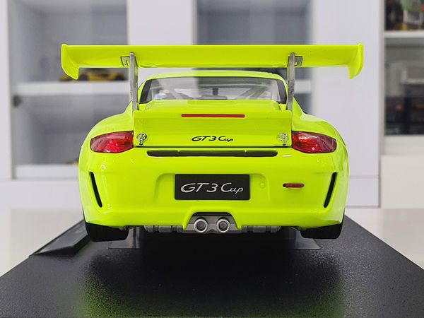 XE MÔ HÌNH PORSCHE 911 GT3 CUP 1:18 WELLY (XANH LÁ)