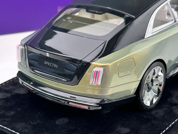Xe Mô Hình Rolls-Royce Spectre 1:18 HH Model ( Sunrise Gold/Diamond Black )