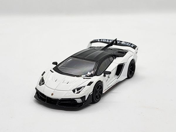 Xe Mô Hình LB-Silhouette WORKS Lamborghini Aventador GT EVO White LHD 1:64 Minigt ( Trắng )