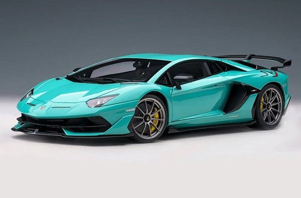 Xe Mô Hình Lamborghini Aventador SVJ 1:18 AUTOart ( Xanh)