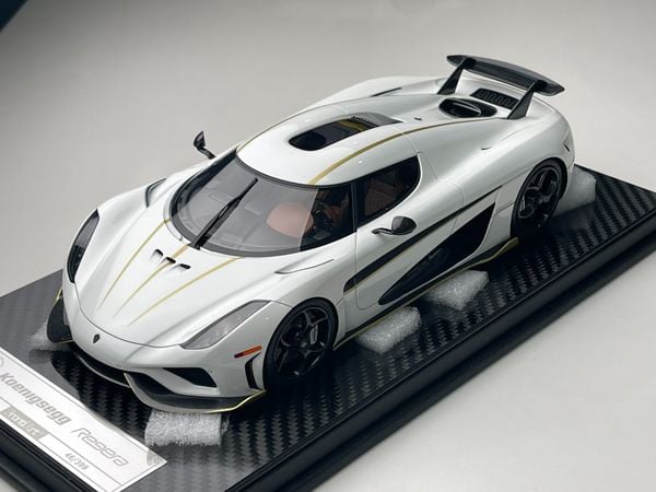 Xe Mô Hình Koenigsegg Regera 1:18 FrontiArt ( Trắng Viên Vàng ) ( 45- 46 - 47 )