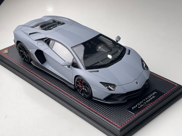 Xe Mô Hình Lamborghini Aventador Ultimae 1:18 MR Collection's ( Xám )