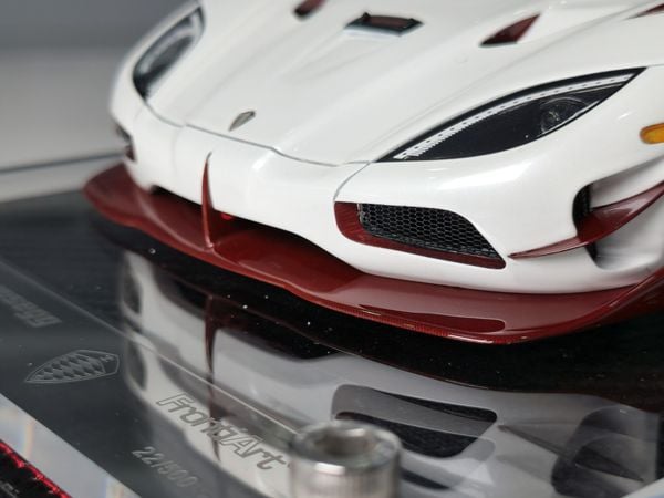 Xe Mô Hình Koenigsegg Agera RS Limited 500 1:18 FrontiArt ( Trắng Đỏ )