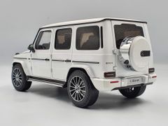 Xe Mô Hình Mercedes-Benz G-Class 2018 Limited Edition 400pcs 1:18 Minichamps ( Trắng )