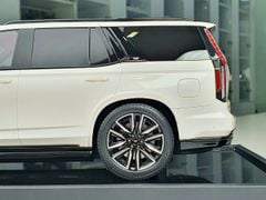 Xe Mô Hình Cadillac Escalade Sport Platinum 1:18 Motorhelix (Pearl White)