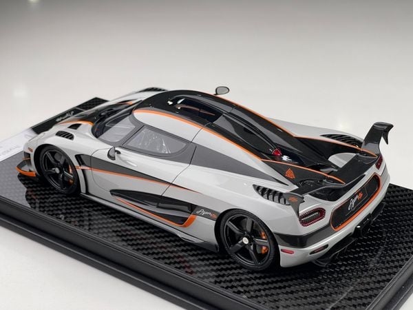 Xe mô hình Koenigsegg Agera RS 1:18 FrontiArt ( Grey )