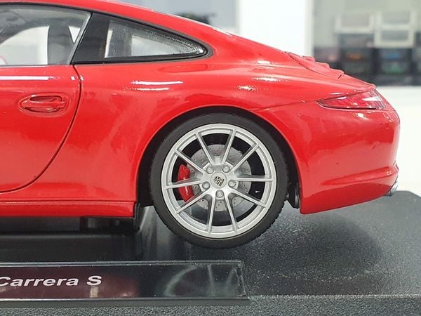 XE MÔ HÌNH PORSCHE 911 CARRERA S 1:18 WELLY (ĐỎ)