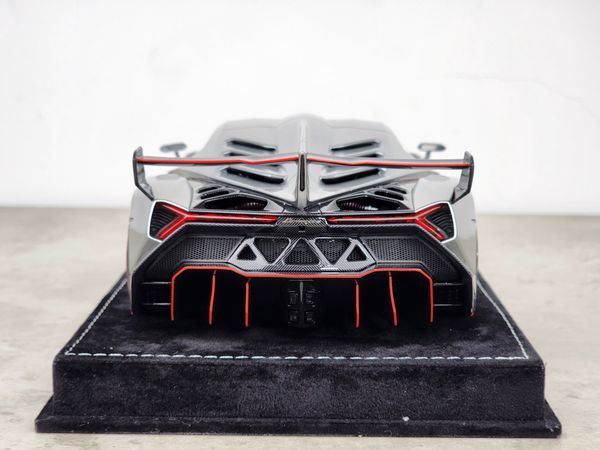 Xe Mô Hình Supercar Veneno Series 1:18 HH Model ( Gun Metal Grey )