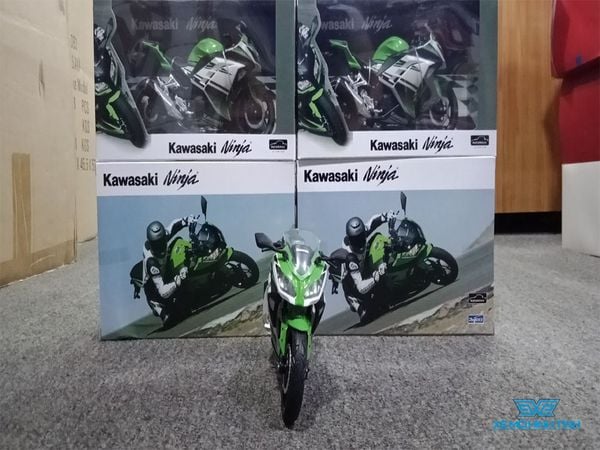 Xe Mô Hình Kawasaki Ninja 1:12 Joycity ( Xanh Trắng )