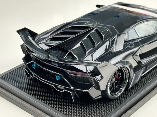 Xe mô hình tĩnh Lamborghini Aventador EVO 700GT 1:18 LBWK (Matt Black)