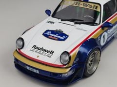 Xe mô hình Poreche RWB - RauhWelt - 2022 1:18 Solido (Xanh- Trắng)