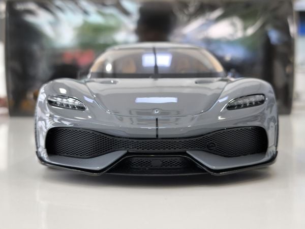 Xe Mô Hình Koenigsegg Gemera Gray 1:18 GTSpirit ( Xám )