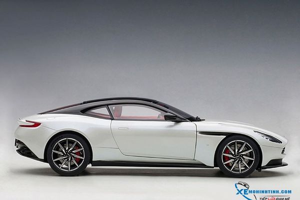 Xe mô hình ASTON MARTIN DB11 1:18 Autoart (MORNING FROST WHITE)