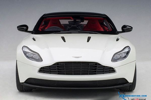 Xe mô hình ASTON MARTIN DB11 1:18 Autoart (MORNING FROST WHITE)