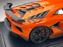 Xe Mô Hình Novitec SVJ 1:18 Ivy Model ( Arancio Altas )