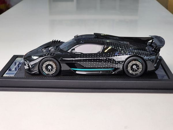 Xe Mô Hình Mercedes-Benz AMG One 1:18 Vip Scale Model ( Black Starlight decals )