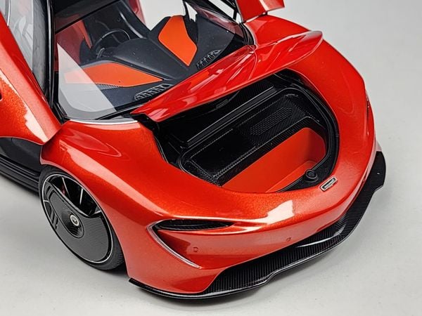 Xe Mô Hình McLaren Speedtail 1:18 Autoart (Volcano Orange)