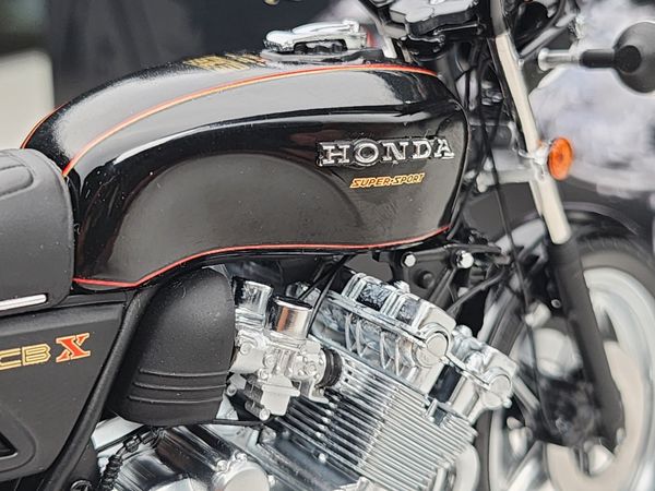 Xe Mô Hình Honda CBX 1000 