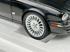 Xe Mô Hình Jaguar XJ6 