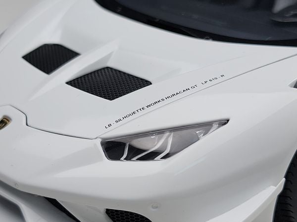 Xe Mô Hình Lamborghini Huracan GT LB-Silhouette Works 1:18  Autoart ( White )