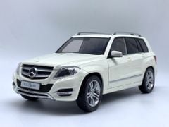 XE MÔ HÌNH MERCEDES-BENZ GLK 300 CLASS 1:18 GTAUTOS (KEM)