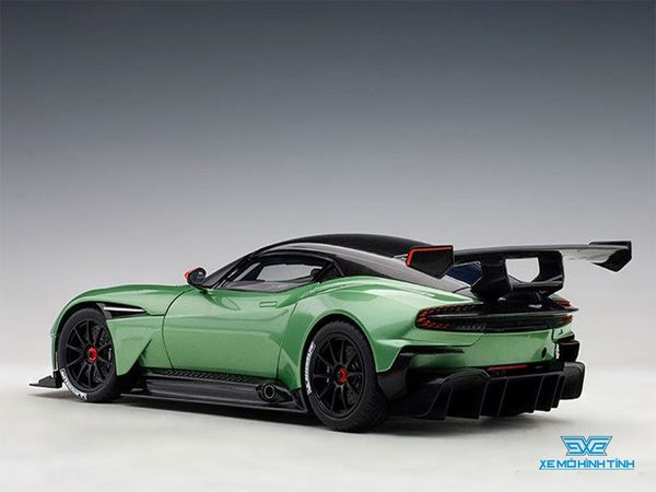 Xe Mô Hình Aston Martin Vulcan 2015 1:18 Autoart (Green Metallic )