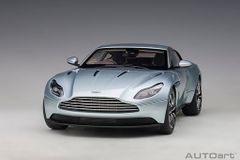 Xe mô hình ASTON MARTIN DB11 1:18 Autoart (SKYFALL SILVER )