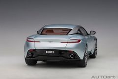 Xe mô hình ASTON MARTIN DB11 1:18 Autoart (SKYFALL SILVER )