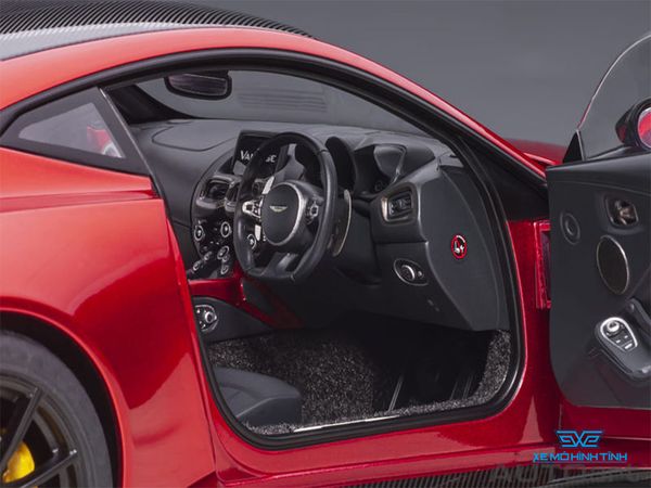 Xe Mô Hình Aston Martin Vantage 2019 1:18 AUTOart ( Đỏ )