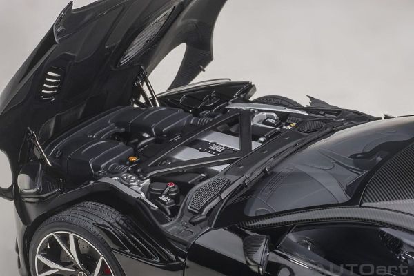 Xe Mô Hình Aston Martin DBS Superleggera 1:18 Autoart ( Jet Black )