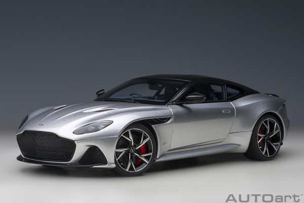 Xe mô hình Aston Martin DBS Superleggera 1:18 Autoart (Lightning Silver)