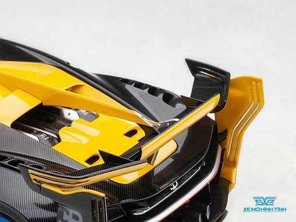 Xe Mô Hình Bugatti Vision Gran Turismo 2015 1:18 Autoart ( Giallo Midas/Black Carbon )