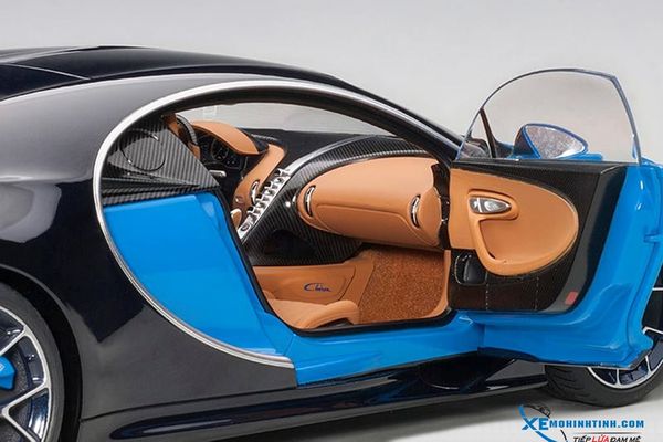 Xe Mô Hình Bugatti Chiron 2017  1:18 Autoart ( Xanh Dương )