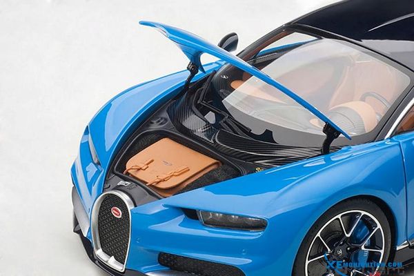 Xe Mô Hình Bugatti Chiron 2017  1:18 Autoart ( Xanh Dương )