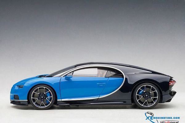 Xe Mô Hình Bugatti Chiron 2017  1:18 Autoart ( Xanh Dương )