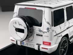 Xe Mô Hình Mercedes Benz G63 AMG 2019 Limited 66 1:18 Motorhelix ( Trắng Hoa Văn )