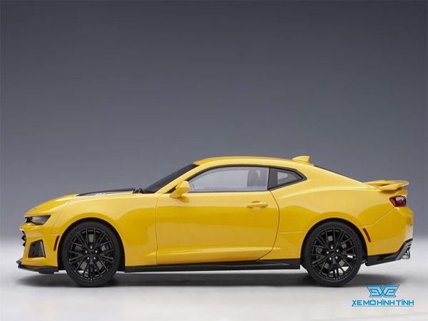 Xe Mô Hình Chevrolet Camaro ZL1 2017 1:18 AUTOart (Vàng)