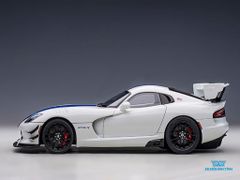 Xe Mô Hình Dodge Viper GTS-R Commemorative Edition ACR 2017 1:18 Autoart ( Trắng Xanh )