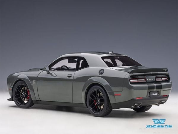 Xe Mô Hình Dodge Challenger SRT Hellcat Widebody 2018 1:18 AUTOart ( Xám )