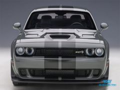 Xe Mô Hình Dodge Challenger SRT Hellcat Widebody 2018 1:18 AUTOart ( Xám )