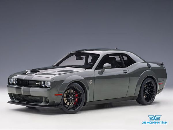 Xe Mô Hình Dodge Challenger SRT Hellcat Widebody 2018 1:18 AUTOart ( Xám )