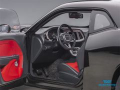 Xe Mô Hình Dodge Challenger 392 Hemi Scat Pack Shaker 2018 1:18 AUTOart ( Đen )