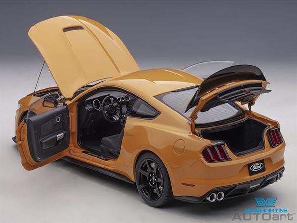 Xe Mô Hình Ford Shelby GT-350R 1:18 AUTOart ( Cam )